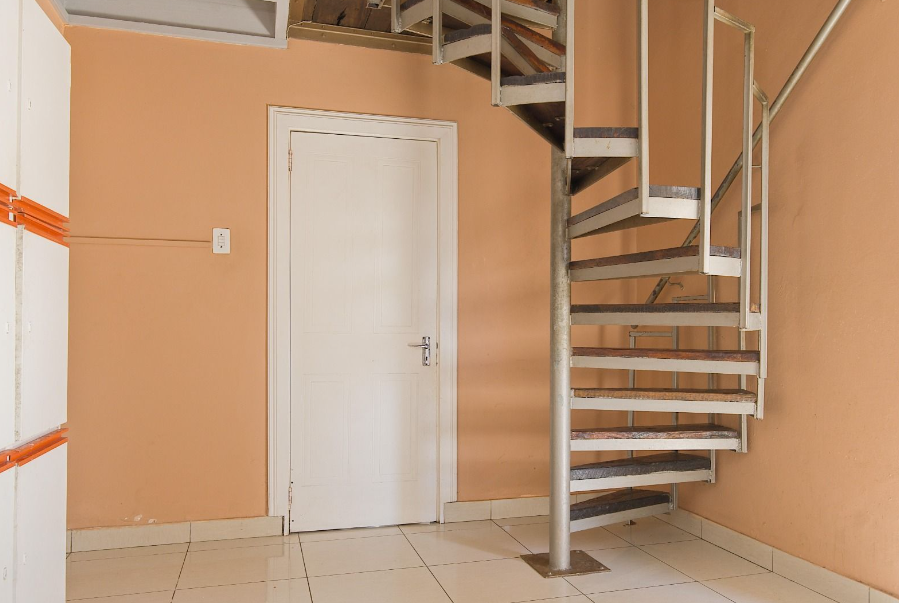 17 Bedroom Property for Sale in Summerstrand Eastern Cape